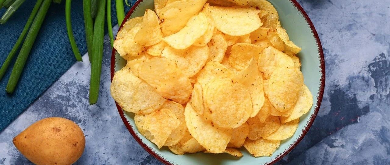 2025年零食界“黑科技”：昆蟲蛋白、藻類薯片……腌黃瓜薯片、辣味腰果也成“新寵”