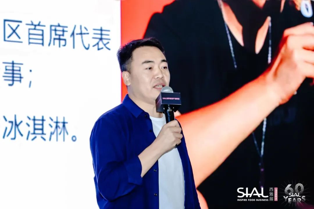 野人先生董事長(zhǎng)崔漸為